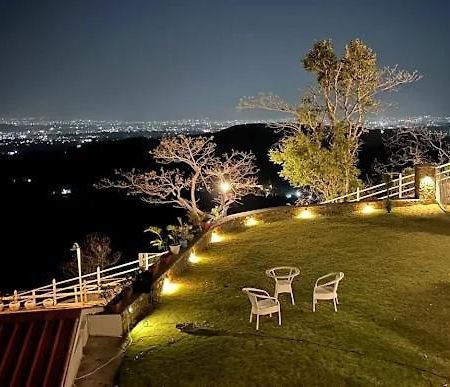 The Bohemian Casa Dehradun Hotel Bagian luar foto