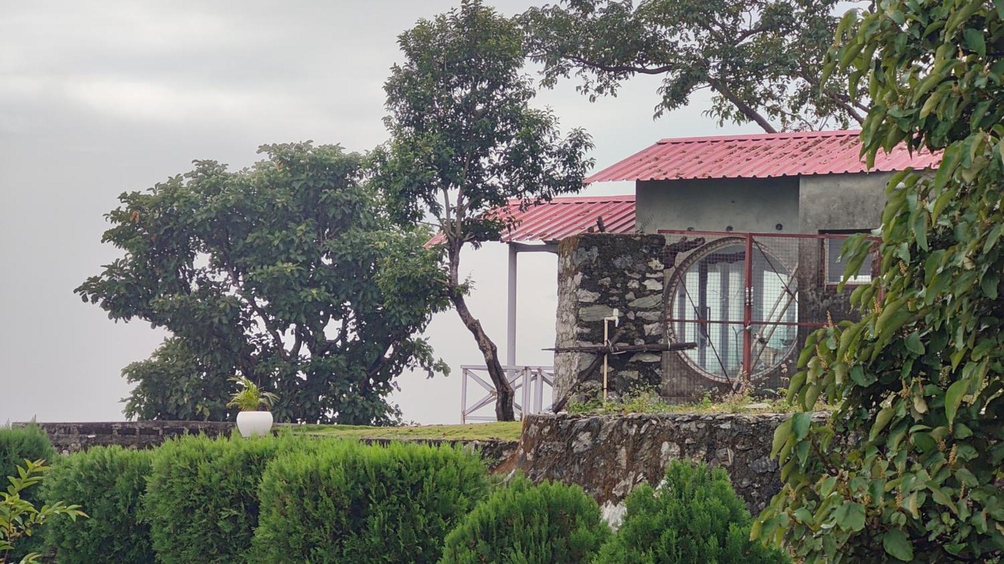 The Bohemian Casa Dehradun Hotel Bagian luar foto
